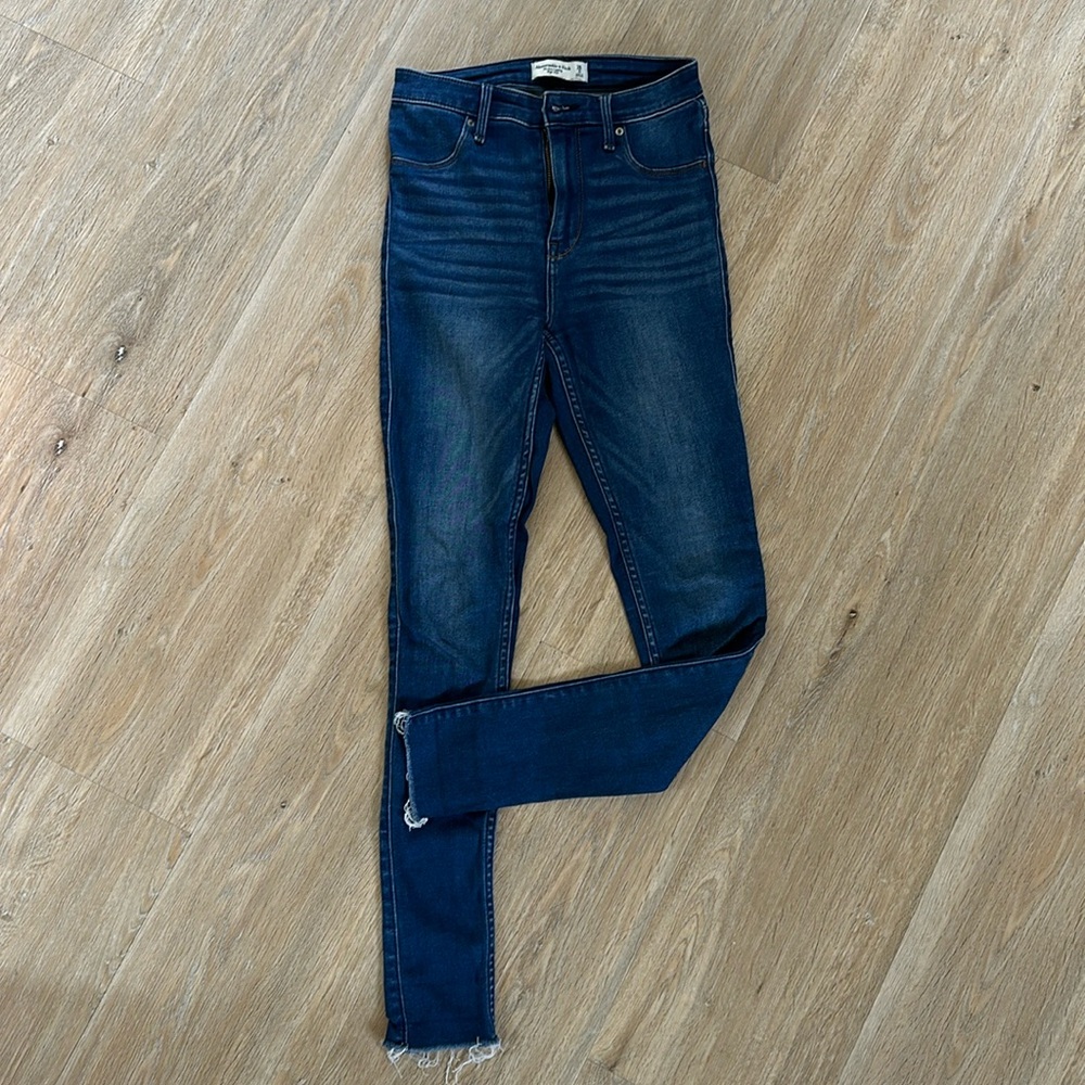 Abercrombie & Fitch The Jean Legging High Rise